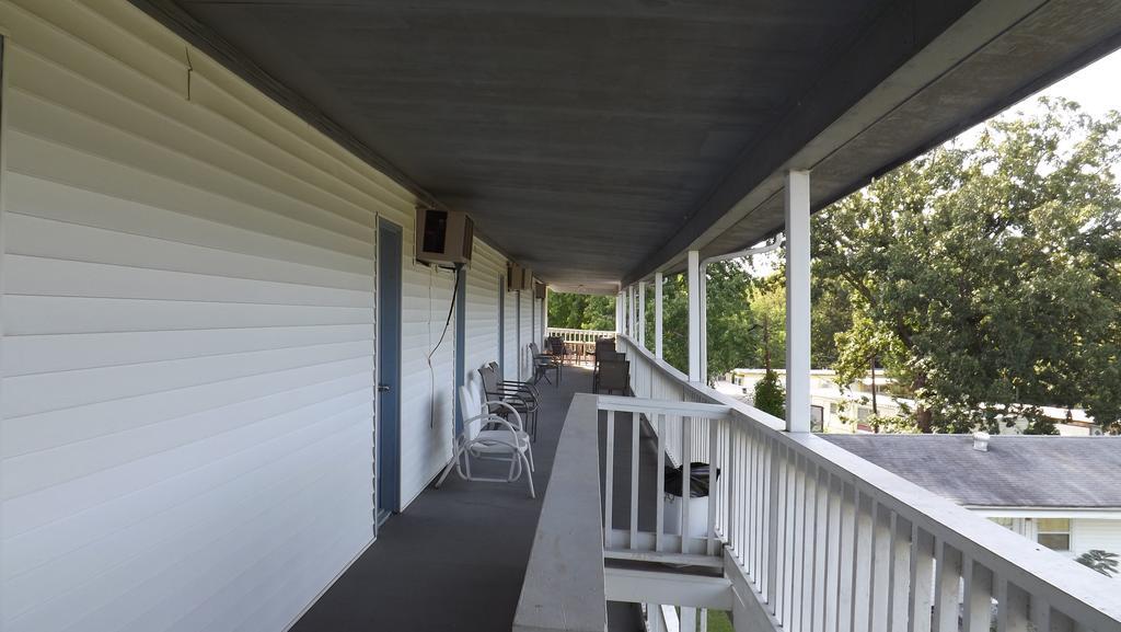 Bull Shoals Twin Lakes Inn الغرفة الصورة